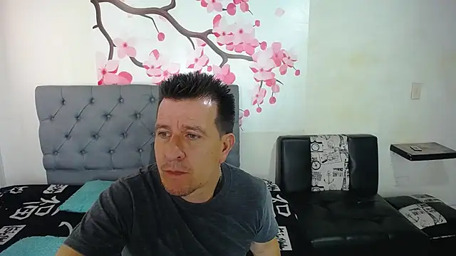 Snapshot of amaya_627 chatting on December 6, 2:49 pm amaya 627 online show from December 6, 2:49 pm