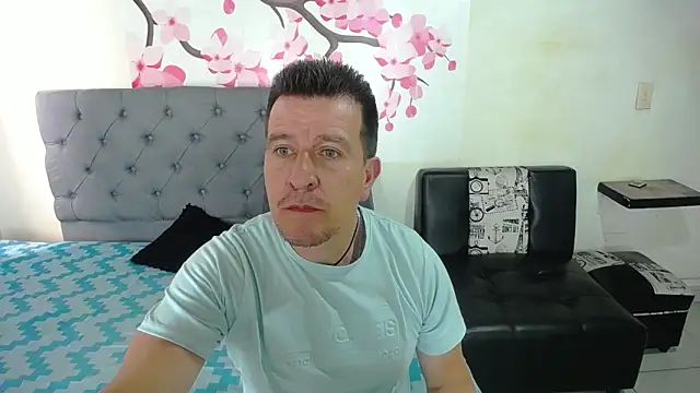 Snapshot of amaya_627 chatting on January 19, 2:59 pm amaya 627 online show from January 19, 2:59 pm