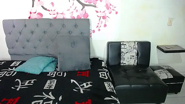 Snapshot of amaya_627 chatting on December 15, 2:37 pm amaya 627 online show from December 15, 2:37 pm