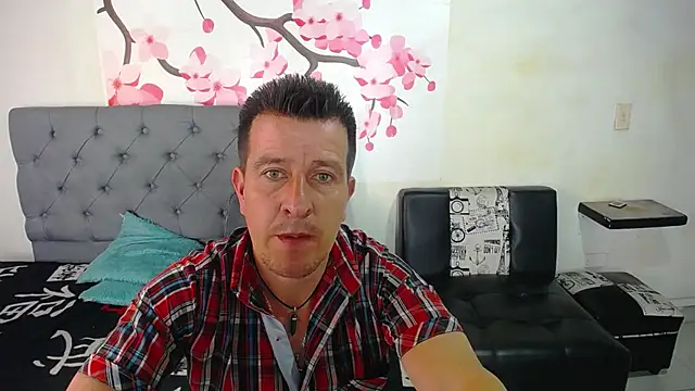 Snapshot of amaya_627 chatting on January 7, 2:49 pm amaya 627 online show from January 7, 2:49 pm