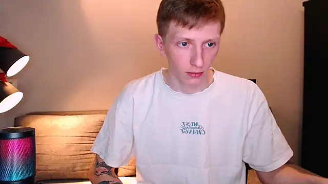 juliaanddima online show from November 29, 9:28 pm