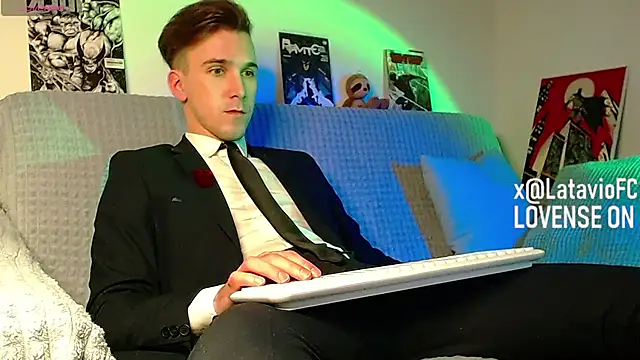 Midnighter  online show from May 4, 8:32 pm