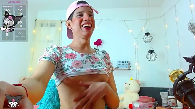 Ariel Femboy  online show from January 5, 2:49 am