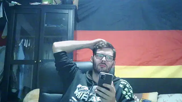 Die-geile-Sau online show from June 16, 7:49 pm