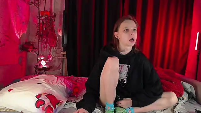 Frank Fraer online show from January 4, 6:30 pm