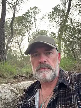 DaddybearVLC online show from February 25, 3:49 pm