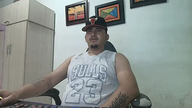 myke andrade online show from November 22, 6:57 am