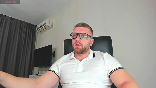 Findom guy online show from December 15, 11:07 am