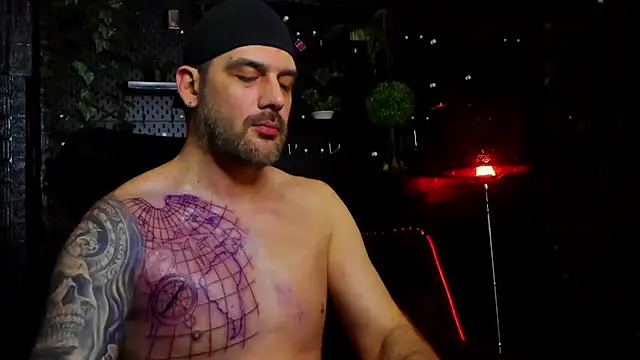 LexXHardy online show from April 22, 3:39 pm