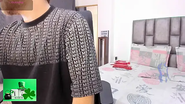 michacosio online show from March 21, 11:42 pm