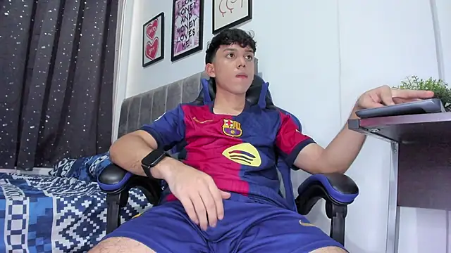 The skinnyguys online show from November 15, 10:01 pm