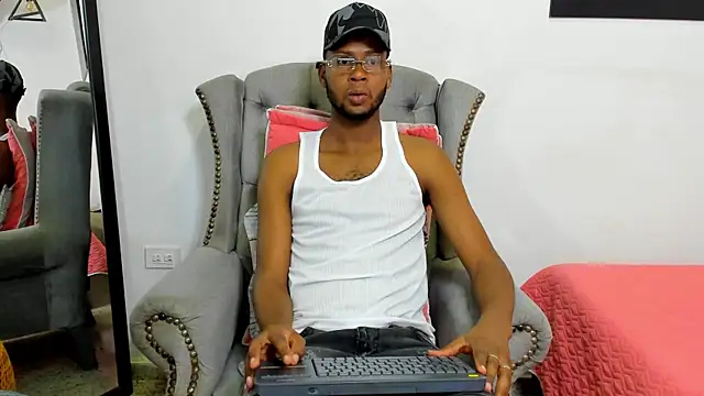 Snapshot of santhi_lee chatting on March 22, 12:14 pm santhi lee online show from March 22, 12:14 pm