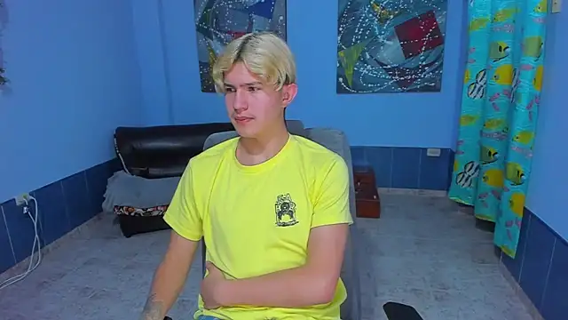 patrik 027 online show from November 12, 7:58 am