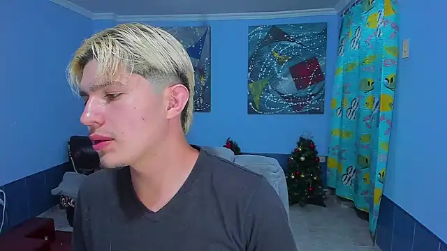 patrik 027 online show from January 9, 10:15 pm