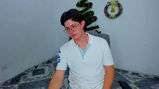 patrik 027 online show from December 5, 10:45 pm