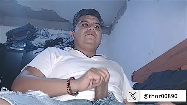 thor000089 online show from July 28, 5:04 am