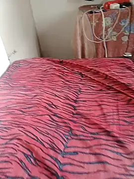 Mallupaiyanaachu online show from December 18, 8:20 am