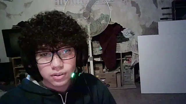 Emv2 online show from April 21, 1:42 am