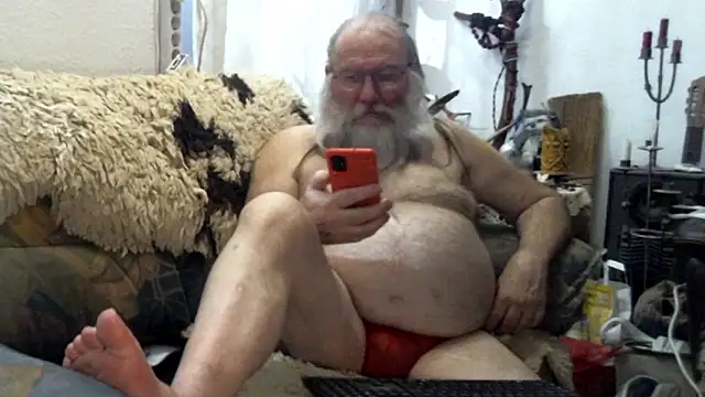 SexySantaC online show from November 17, 3:59 pm