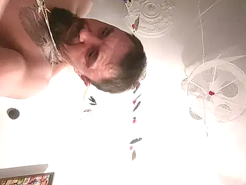 erbod Johnny online show from February 12, 8:09 am