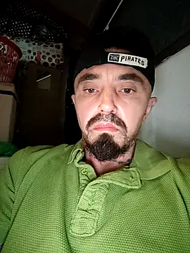 Snapshot of erbod_Johnny chatting on September 21, 2:33 am erbod Johnny online show from September 21, 2:33 am