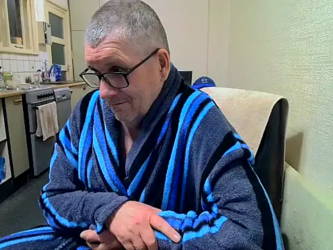 daddyflash online show from March 5, 9:22 pm