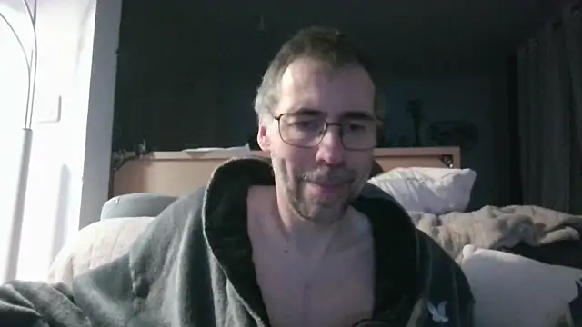 ptitcanard60600 online show from February 15, 10:40 pm