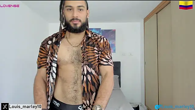 Snapshot of Louis_marley__ chatting on January 7, 8:31 pm Louis marley online show from January 7, 8:31 pm