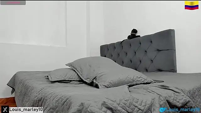 Louis marley   online show from April 26, 11:12 pm