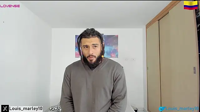 Snapshot of Louis_marley__ chatting on January 6, 8:39 pm Louis marley online show from January 6, 8:39 pm
