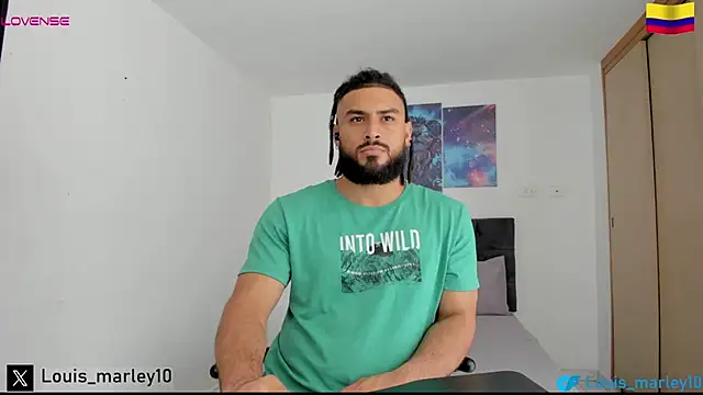 Snapshot of Louis_marley__ chatting on December 2, 6:52 pm Louis marley online show from December 2, 6:52 pm