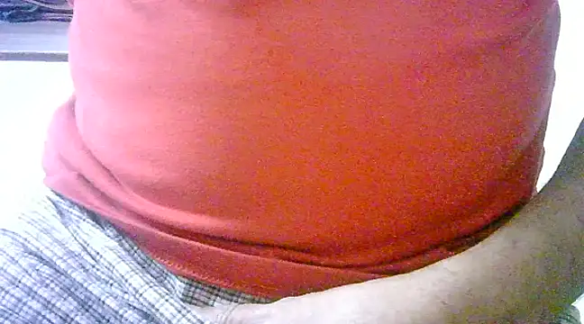 Snapshot of mrose8080 chatting on March 4, 7:11 pm mrose8080 online show from March 4, 7:11 pm