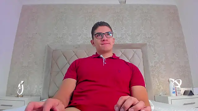 Snapshot of JeffDaltton chatting on December 10, 12:49 pm JeffDaltton online show from December 10, 12:49 pm