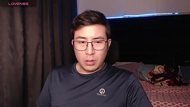 andrewmhilton  online show from January 17, 7:11 am