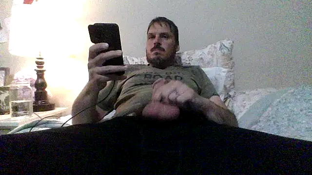 Snapshot of doubledoubletake chatting on October 13, 1:44 am doubledoubletake online show from October 13, 1:44 am