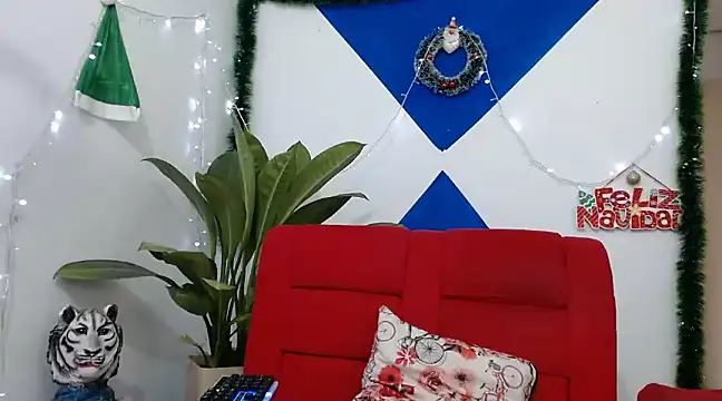 Snapshot of Damian64420 chatting on December 16, 2:38 pm Damian64420 online show from December 16, 2:38 pm