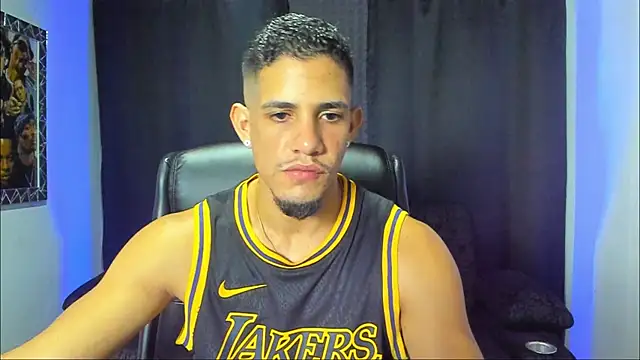 jhonnysnow17 online show from November 6, 1:52 am