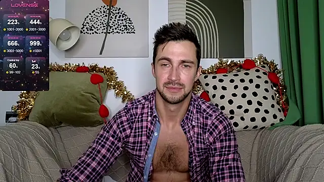 Snapshot of Promethe_us chatting on December 14, 6:46 am Promethe us online show from December 14, 6:46 am