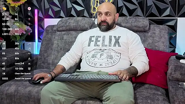 JD-69 online show from March 12, 9:11 pm