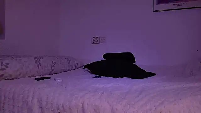 mrj99219 online show from January 8, 8:30 am