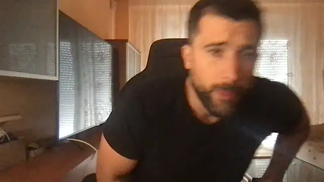 Snapshot of alex877x chatting on September 10, 7:18 am alex877x online show from September 10, 7:18 am
