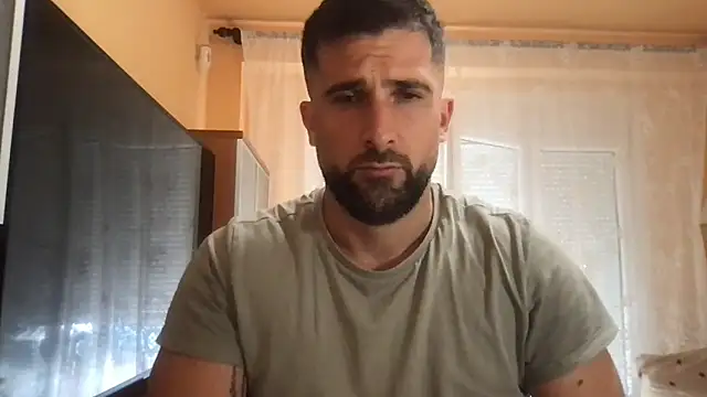 Snapshot of alex877x chatting on September 13, 7:31 am alex877x online show from September 13, 7:31 am