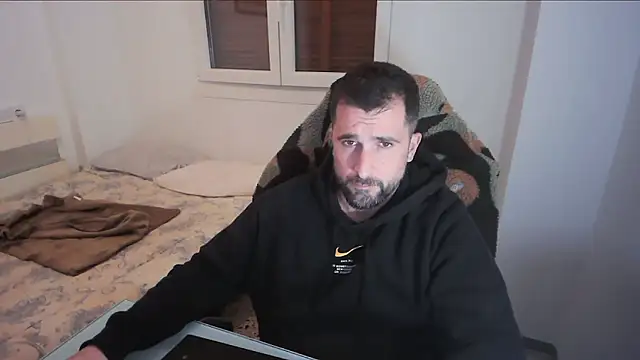 alex877x online show from April 25, 2:58 pm