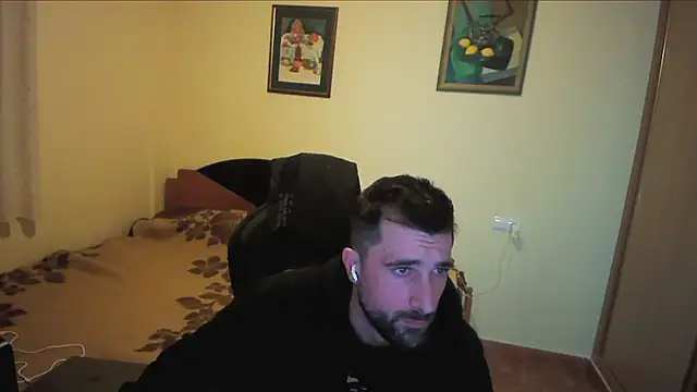 Snapshot of alex877x chatting on March 15, 10:11 pm alex877x online show from March 15, 10:11 pm
