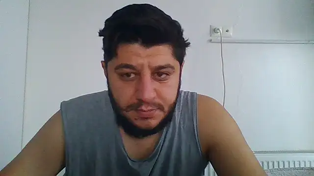 erkekkkadam online show from December 25, 5:26 am