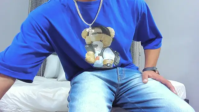 Snapshot of Thiagogomez chatting on March 21, 12:28 pm Thiagogomez online show from March 21, 12:28 pm