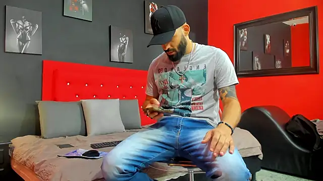 Snapshot of Thiagogomez chatting on September 23, 12:26 pm Thiagogomez online show from September 23, 12:26 pm
