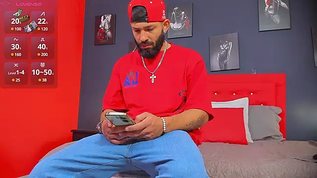 Snapshot of Thiagogomez chatting on December 10, 12:16 pm Thiagogomez online show from December 10, 12:16 pm