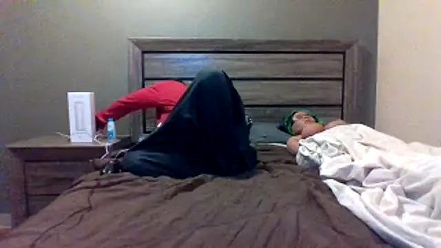 Snapshot of Hydro-Blastz chatting on December 12, 5:31 am Hydro-Blastz online show from December 12, 5:31 am