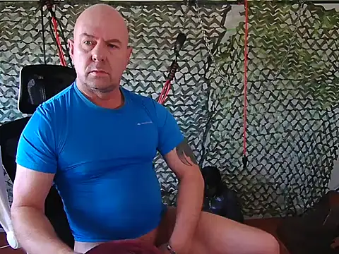 Snapshot of ManlyPrisonGuy chatting on December 26, 12:59 pm ManlyPrisonGuy online show from December 26, 12:59 pm